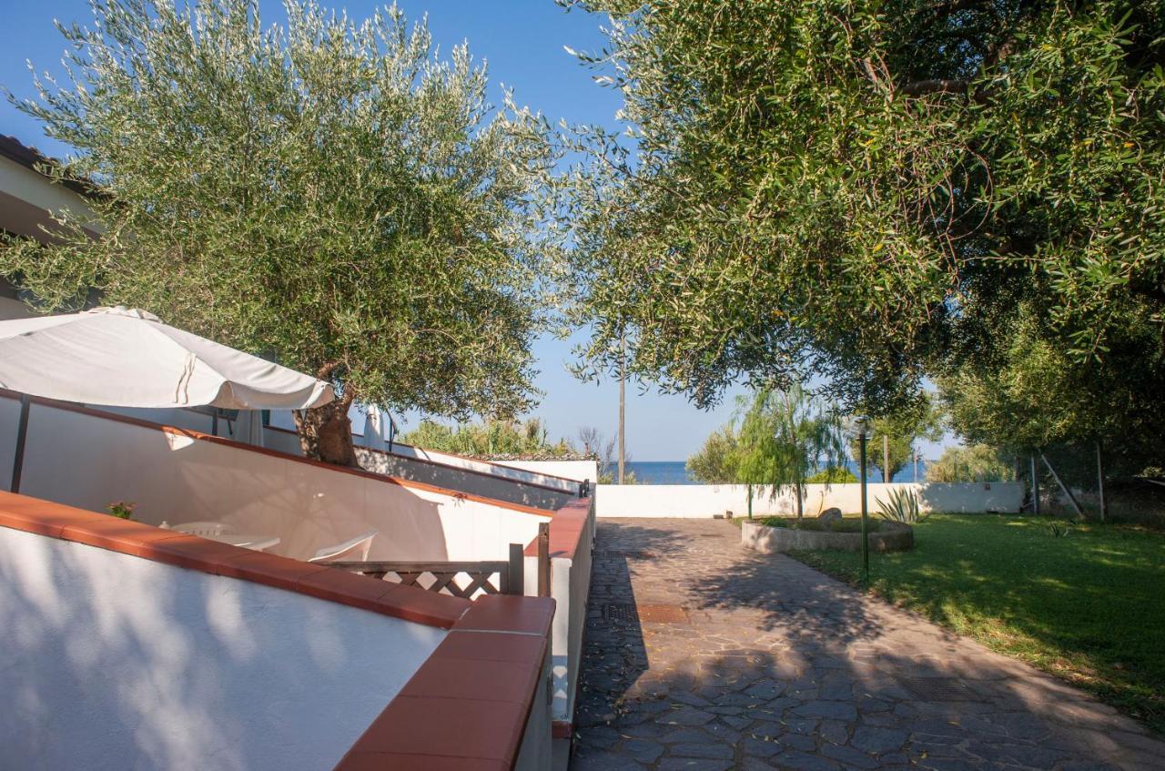 Casa Palinuro Vacanze Fronte Spiaggia Екстер'єр фото